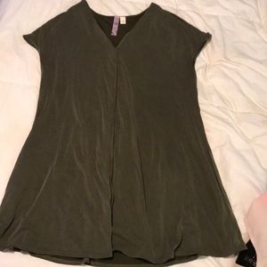 Dark green tunic top